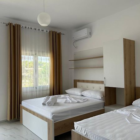 Vila Roan Vlore Bagian luar foto