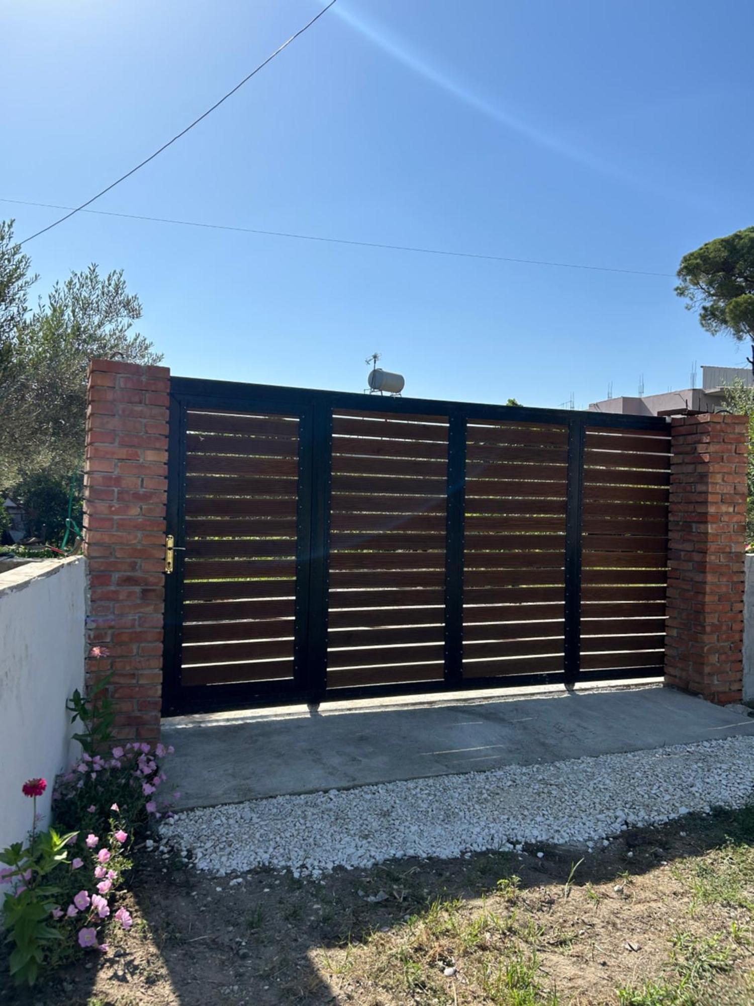 Vila Roan Vlore Bagian luar foto