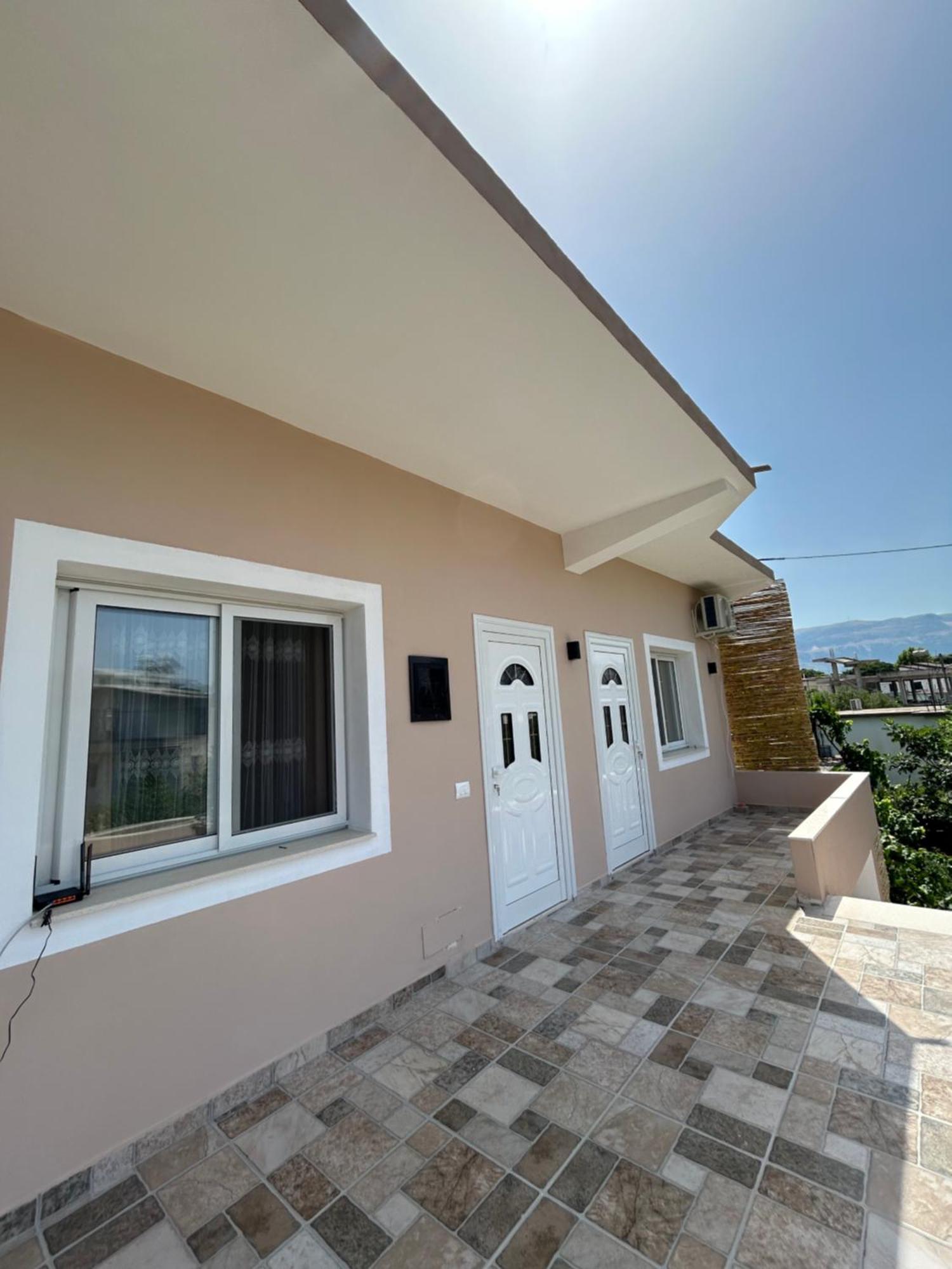 Vila Roan Vlore Bagian luar foto