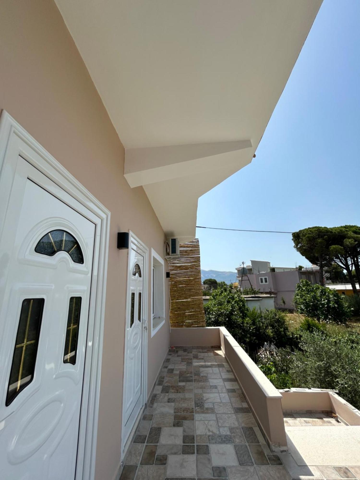 Vila Roan Vlore Bagian luar foto