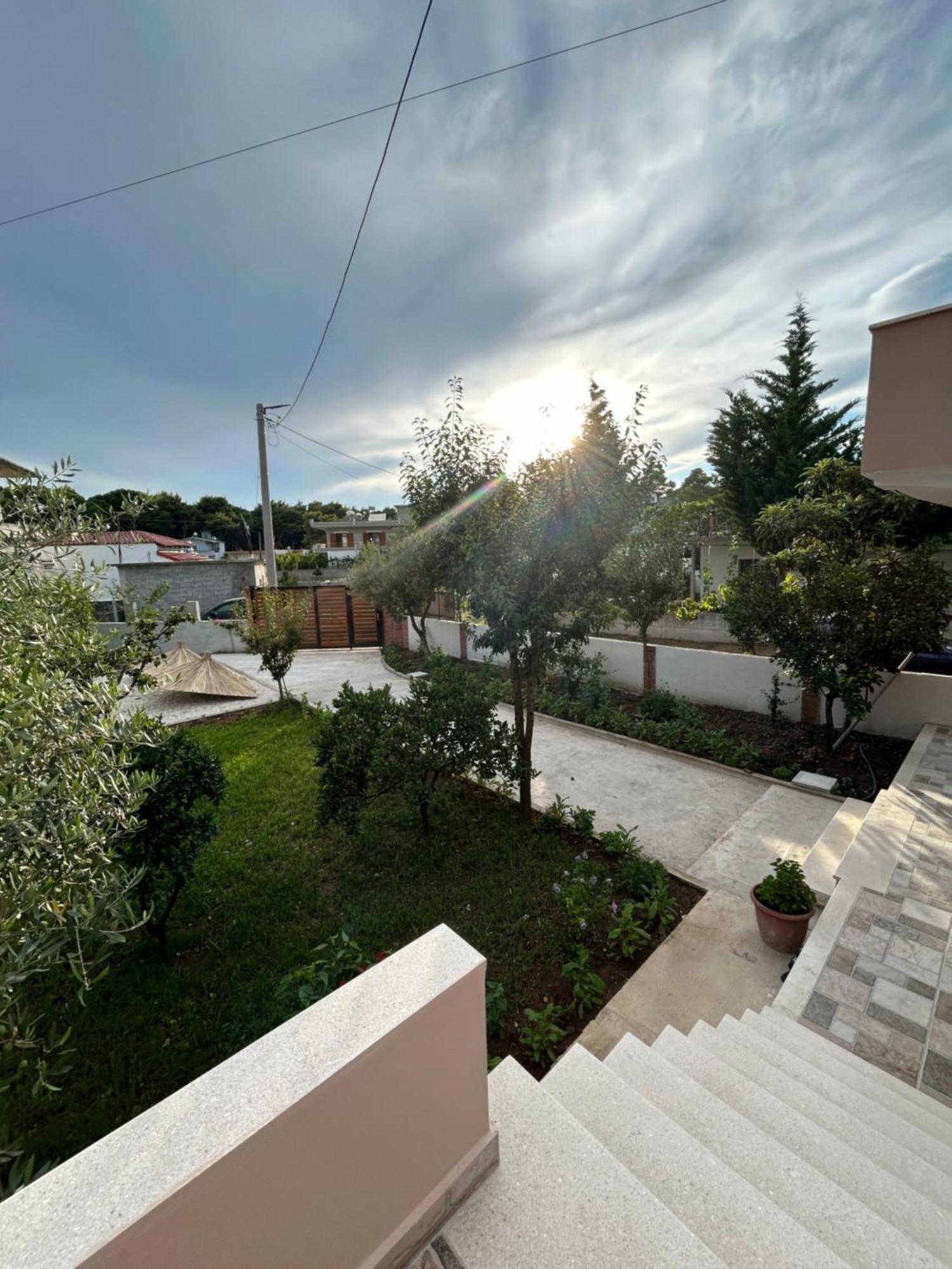 Vila Roan Vlore Bagian luar foto