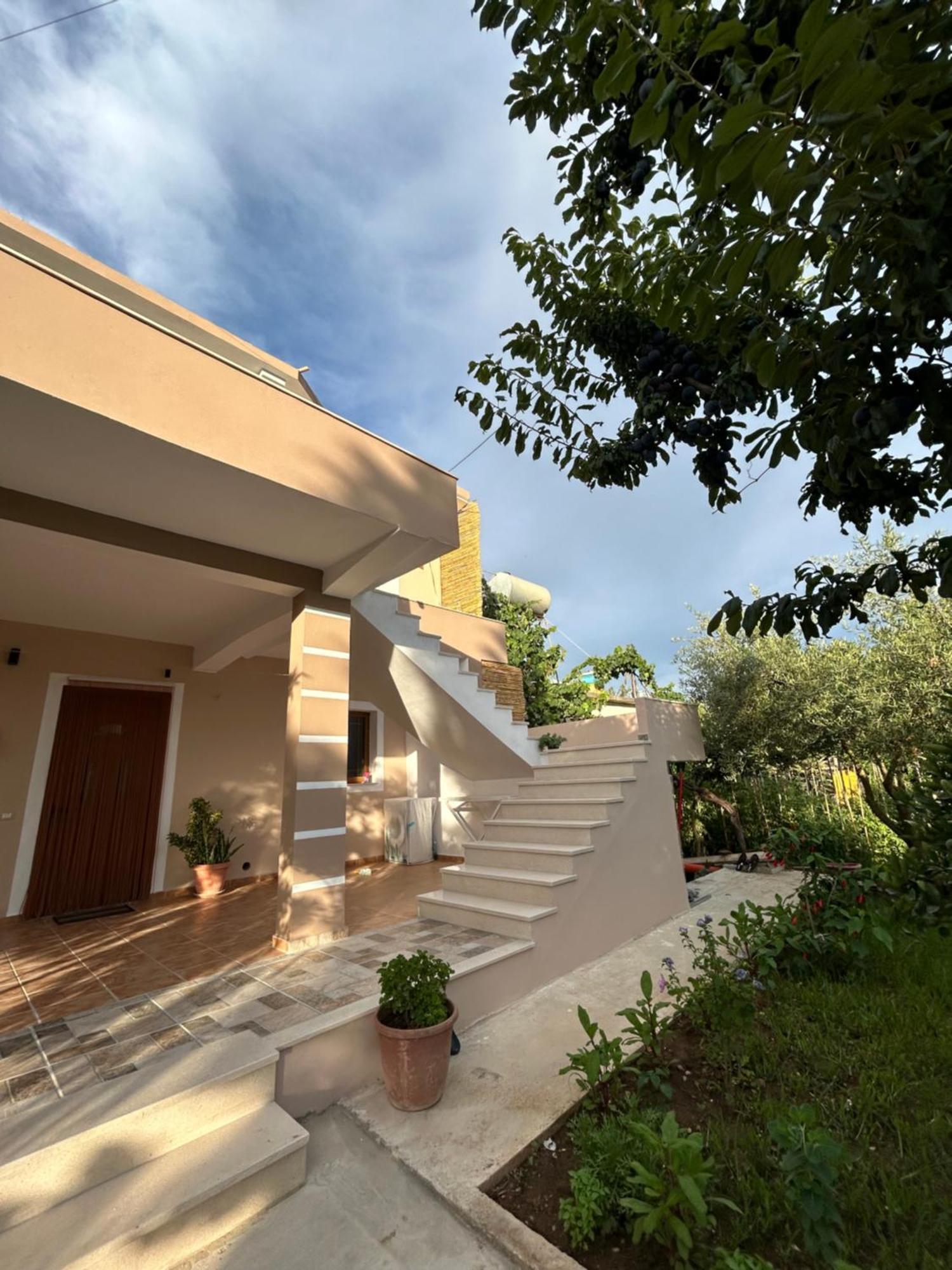 Vila Roan Vlore Bagian luar foto
