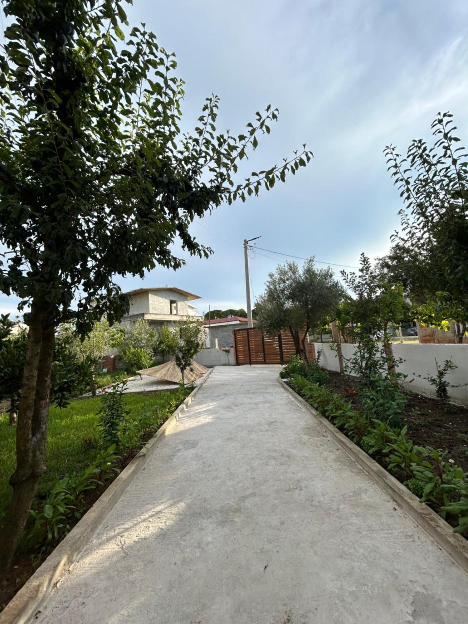 Vila Roan Vlore Bagian luar foto